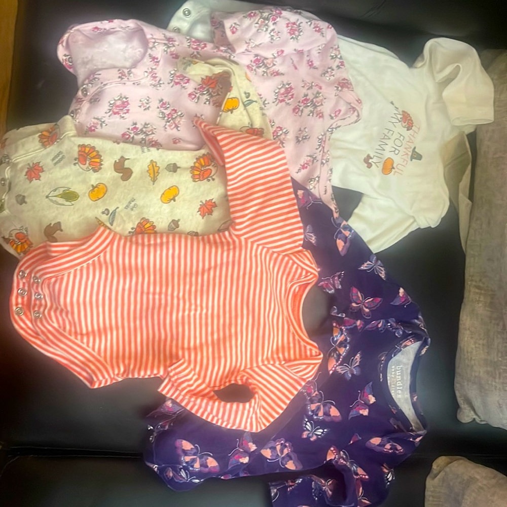 Onesies newborn 0-3 months girl